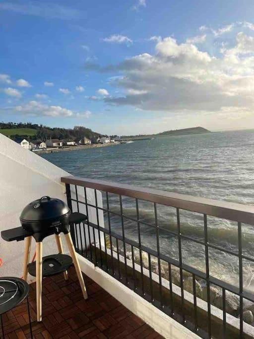 Relax With Spectacular Views And Hot Tub Villa Kircubbin Luaran gambar